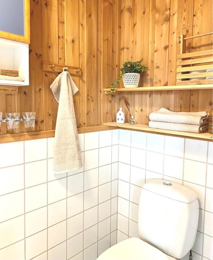 Stort Og Autentisk Hus I Skjak - Kort Vei Til Lom! エクステリア 写真