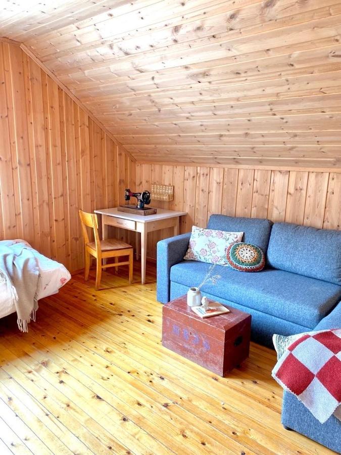 Stort Og Autentisk Hus I Skjak - Kort Vei Til Lom! エクステリア 写真
